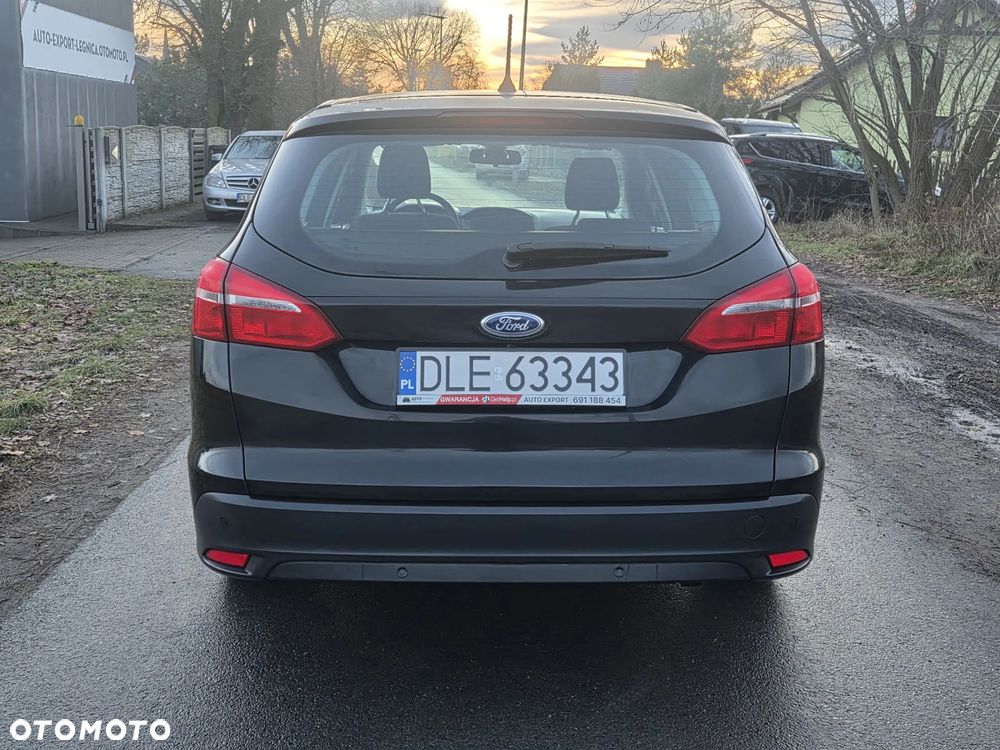 Ford Focus 1.6 SYNC Edition - 8