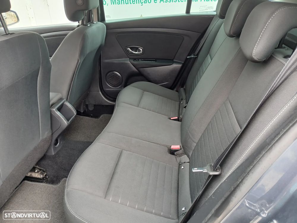 Renault Mégane Sport Tourer 1.5 dCi Limited - 16