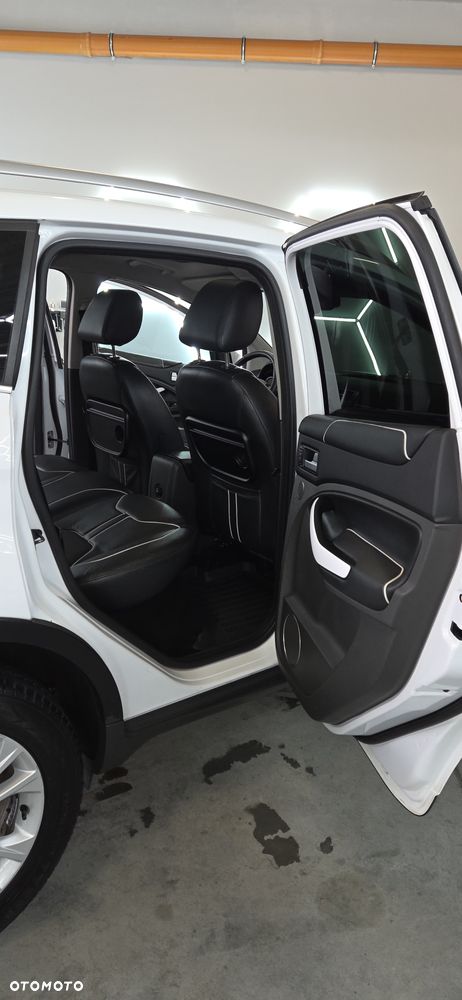 Ford Kuga 2.0 TDCi 4x4 Titanium - 6