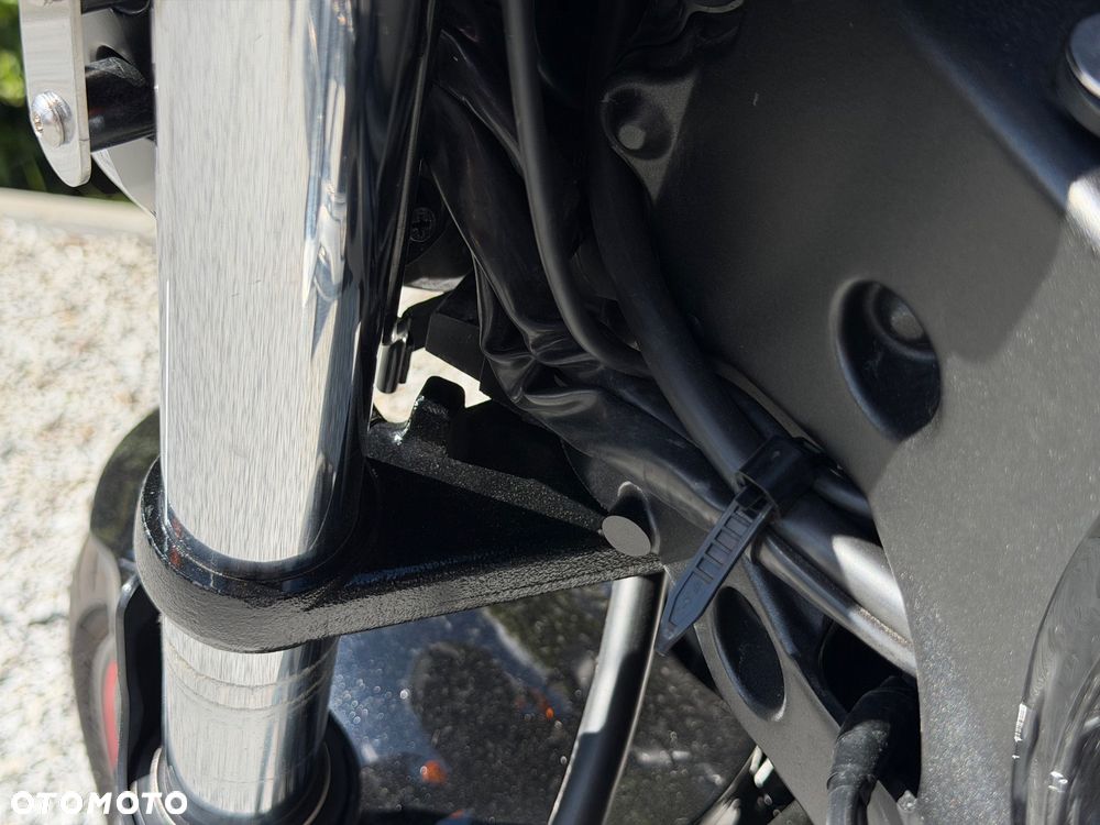 Yamaha FZ6 - 12