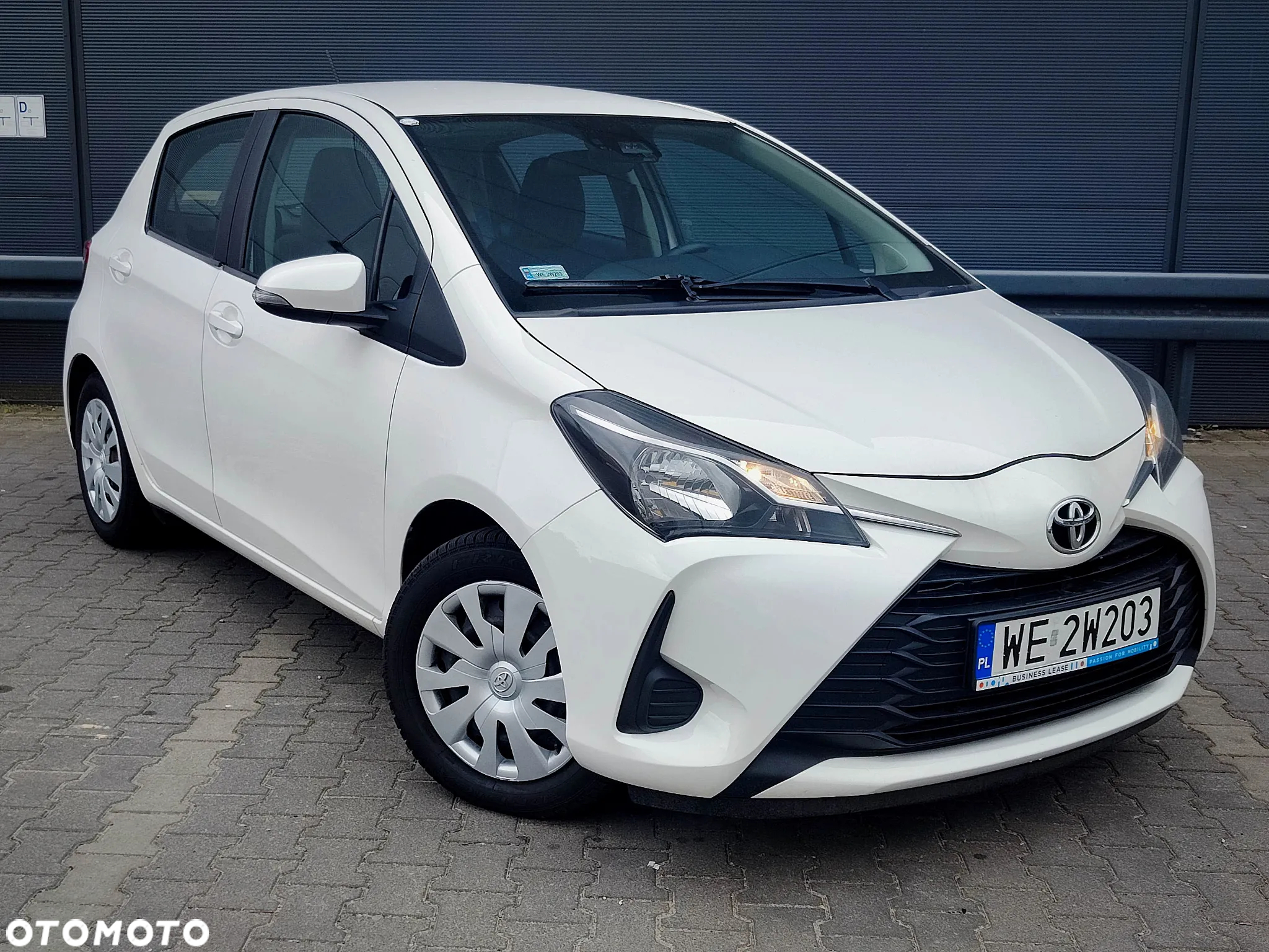 Toyota Yaris 1.5 Active - 2
