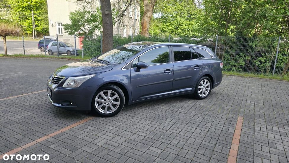 Toyota Avensis 1.8 Business Edition - 8