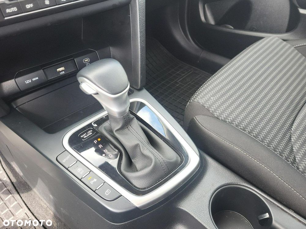 Kia XCeed - 15