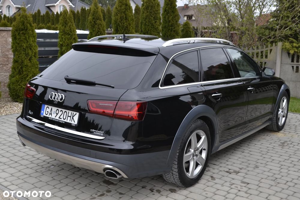 Audi A6 Allroad - 12