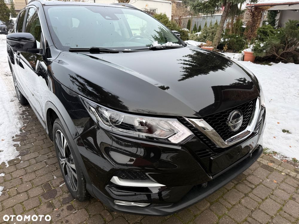 Nissan Qashqai 1.3 DIG-T TEKNA - 2