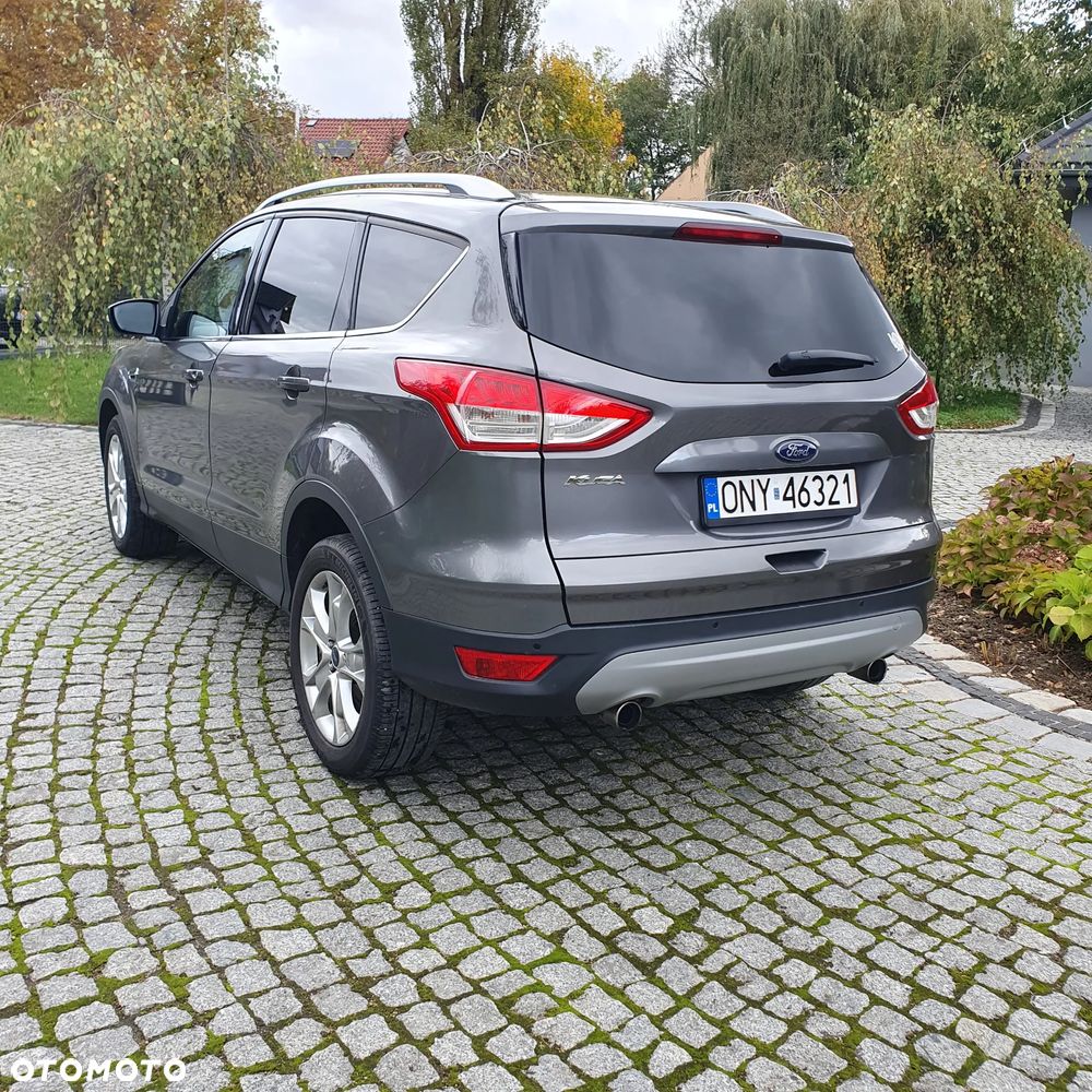 Ford Kuga 2.0 TDCi 4x4 Titanium - 4