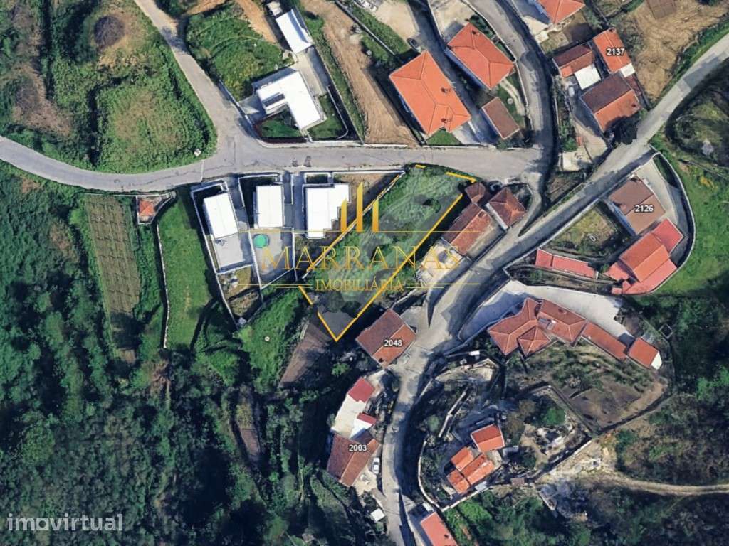 Terreno em Lousada - Grande imagem: 2/2