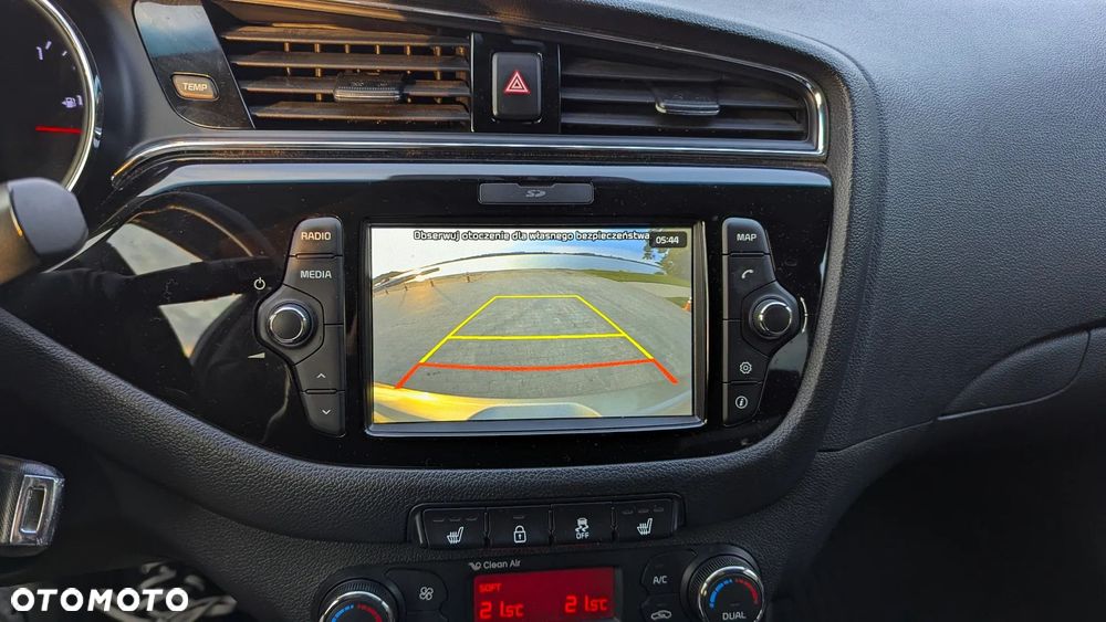 Kia Ceed 1.6 GDI L Business Line - 20