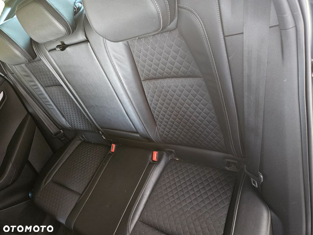 Skoda Karoq 1.6 TDI SCR 4x2 Style DSG - 18