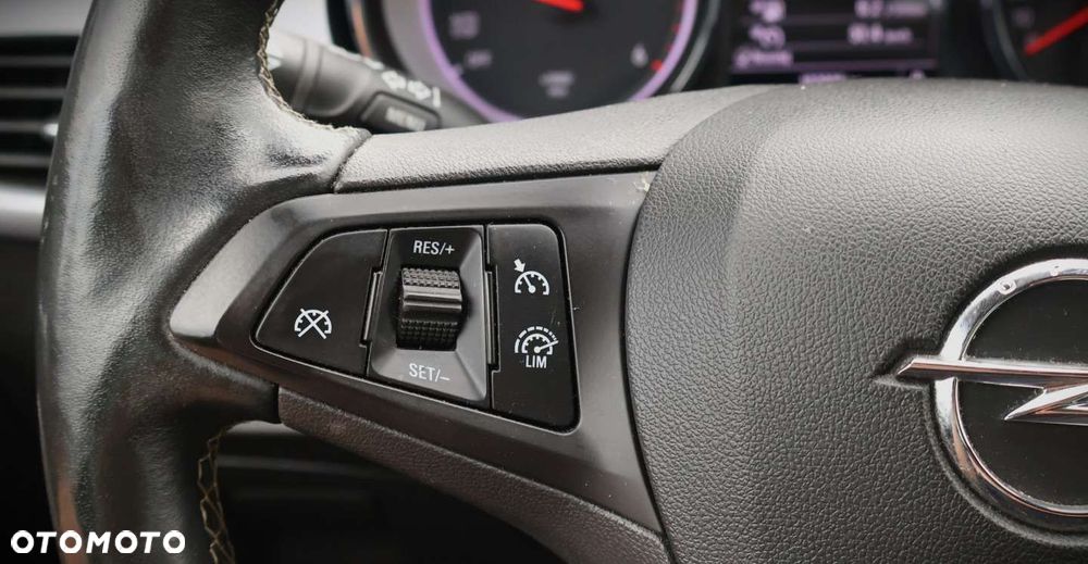 Opel Astra - 21