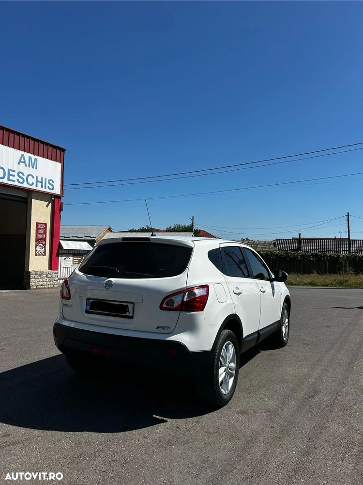 Nissan Qashqai 1.6 DCI Start/Stop Tekna - 9