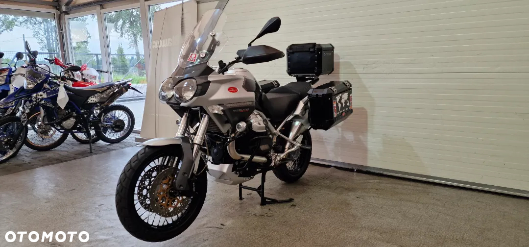 Moto Guzzi Stelvio - 10