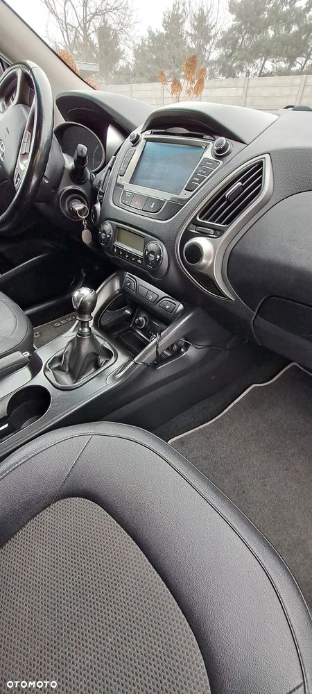 Hyundai ix35 - 11