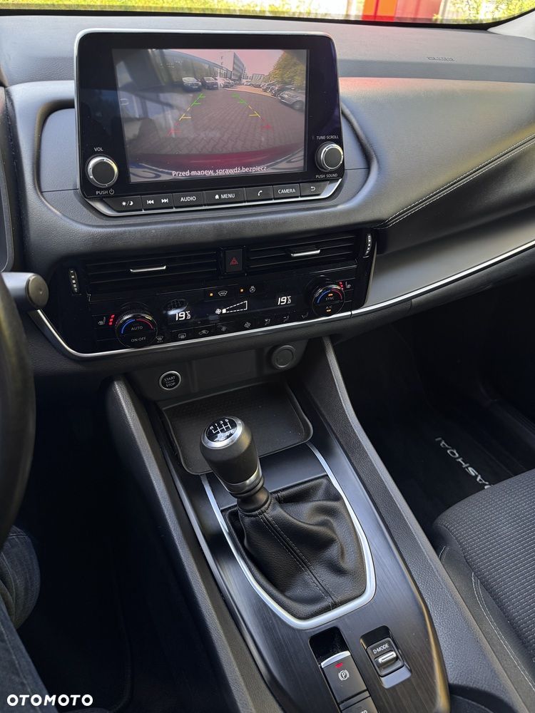 Nissan Qashqai 1.3 DIG-T Acenta EU6d - 16