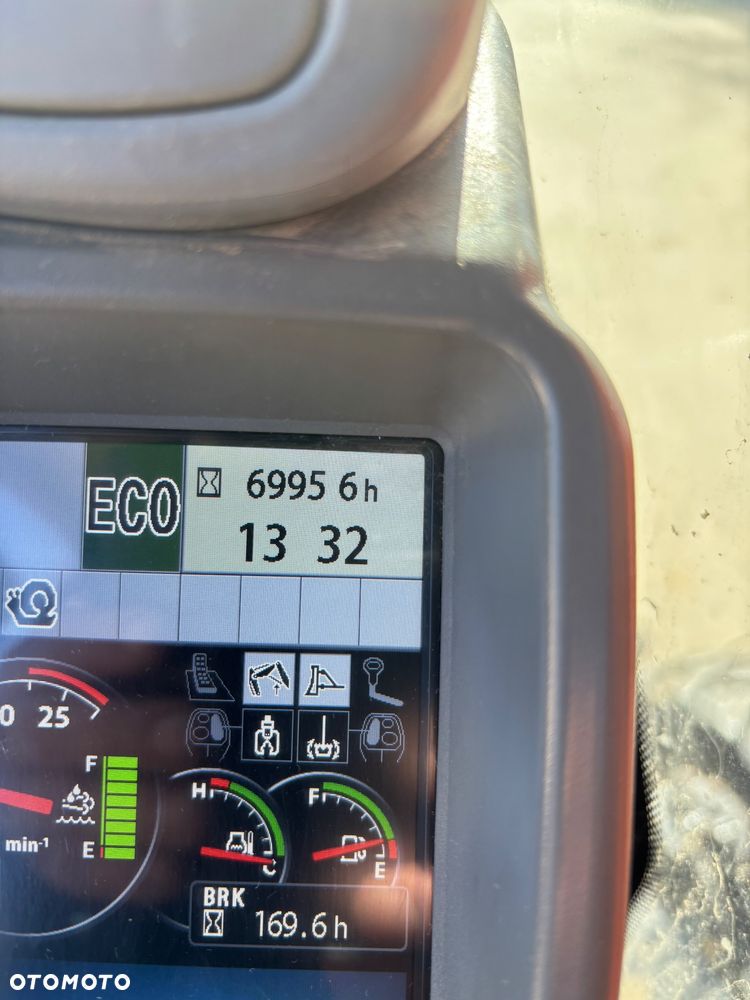 Hitachi ZX 170 W - 15