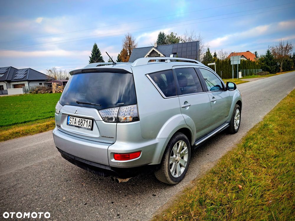 Mitsubishi Outlander 2.0 DID Instyle - 13