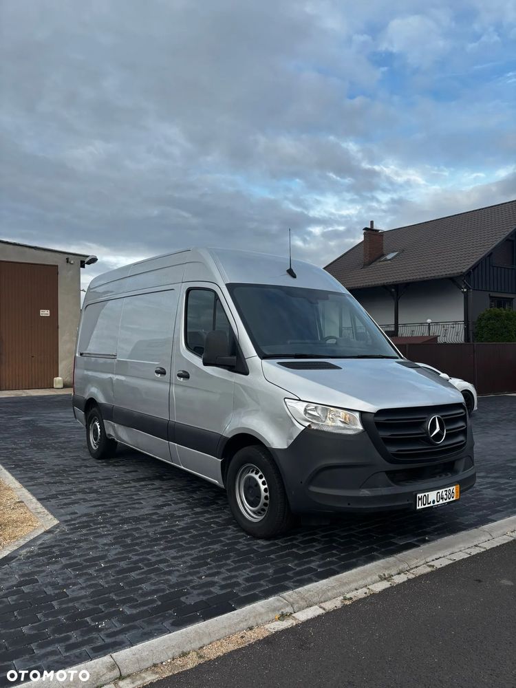 Mercedes-Benz Sprinter - 3