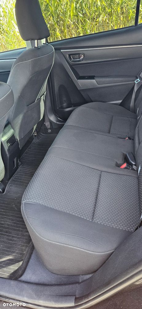 Toyota Corolla 1.6 Prestige EU6 - 21