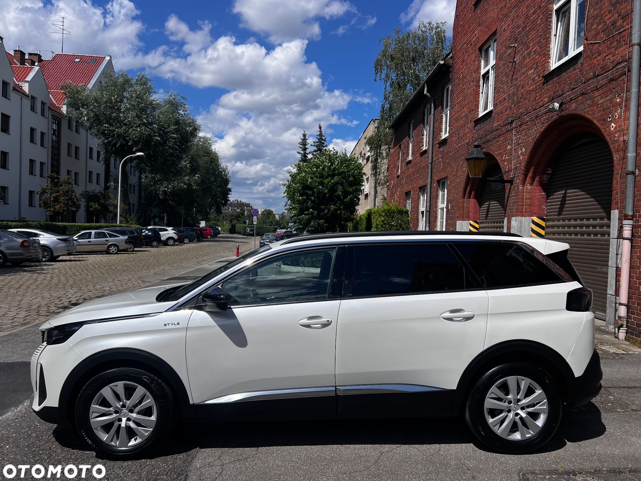 Peugeot 5008 1.5 BlueHDi Allure S&S - 17