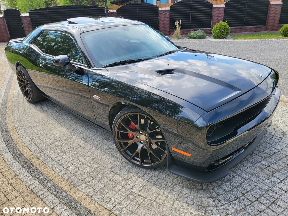 Dodge Challenger - 3