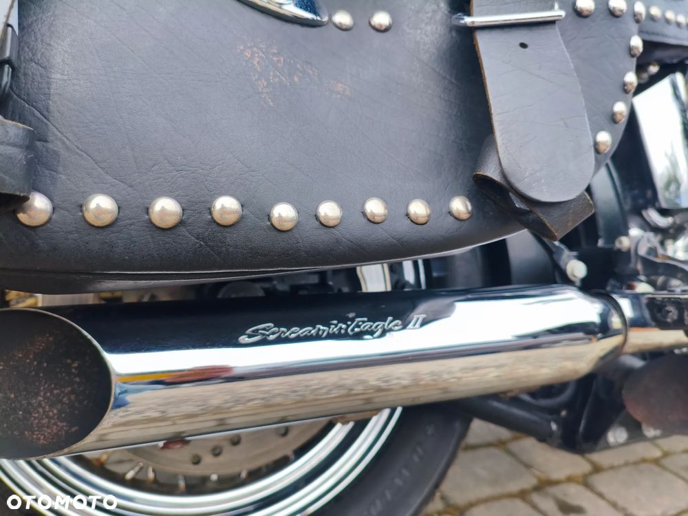 Harley-Davidson Softail Heritage Classic - 22