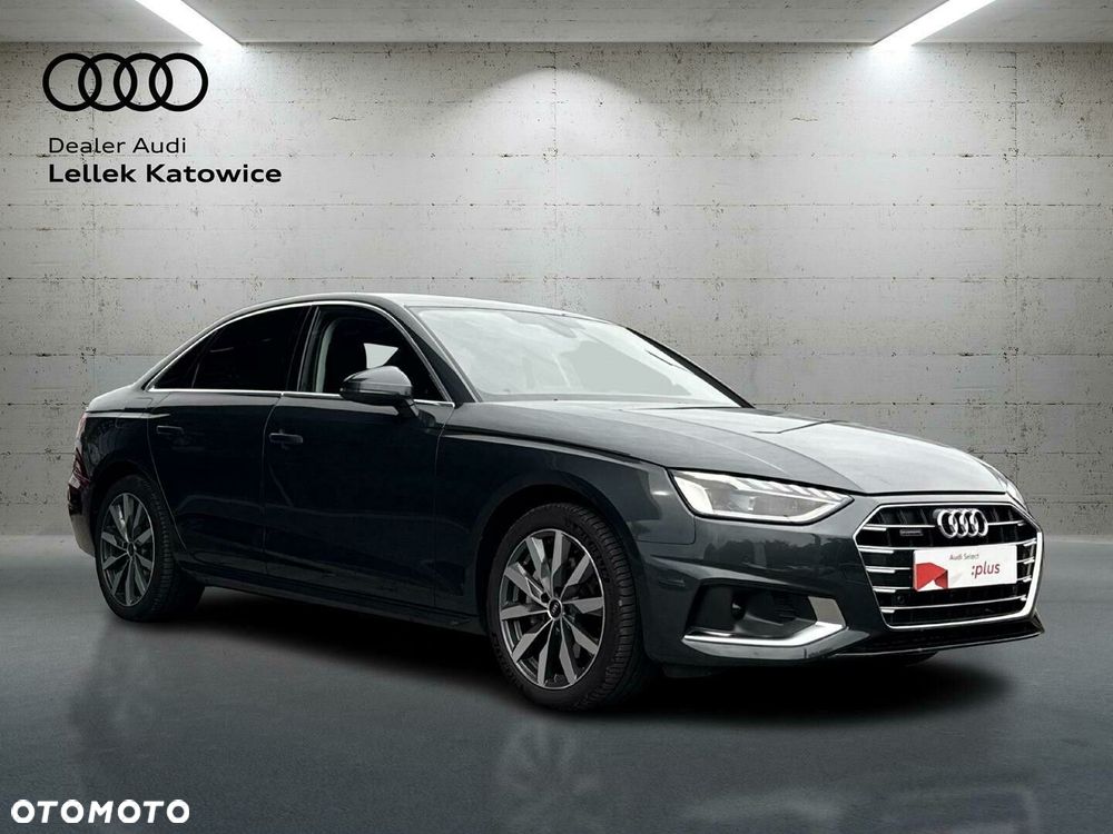 Audi A4 Limousine - 1