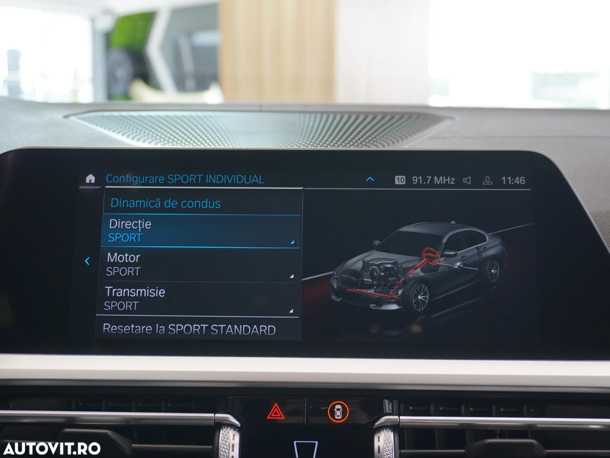 BMW Seria 3 318d Aut. Luxury Line - 35