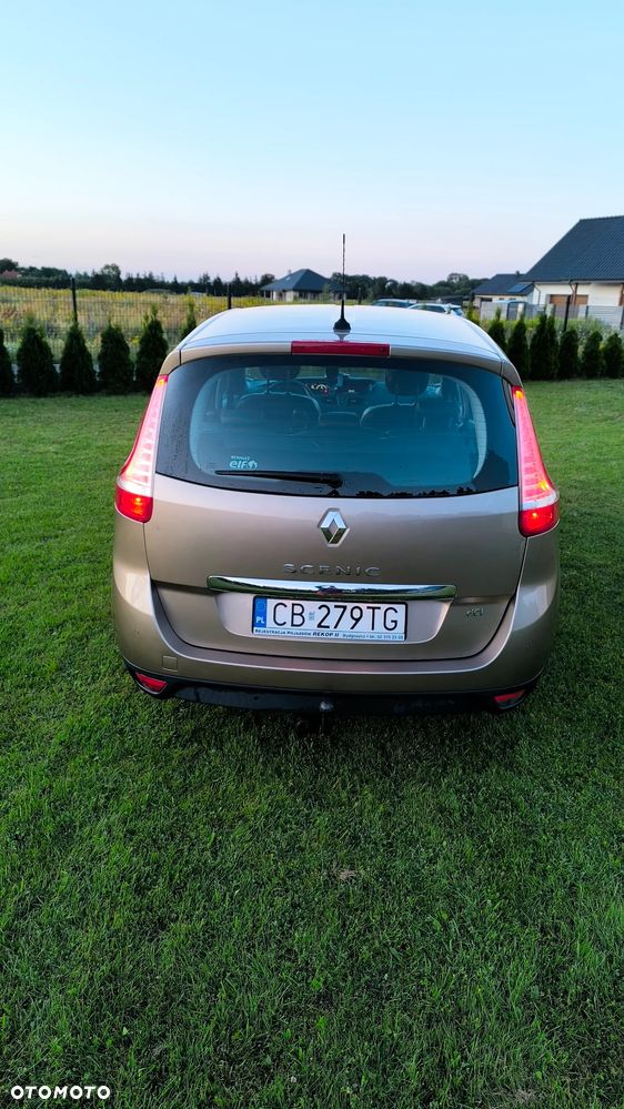 Renault Scenic dCi 110 LIMITED - 8