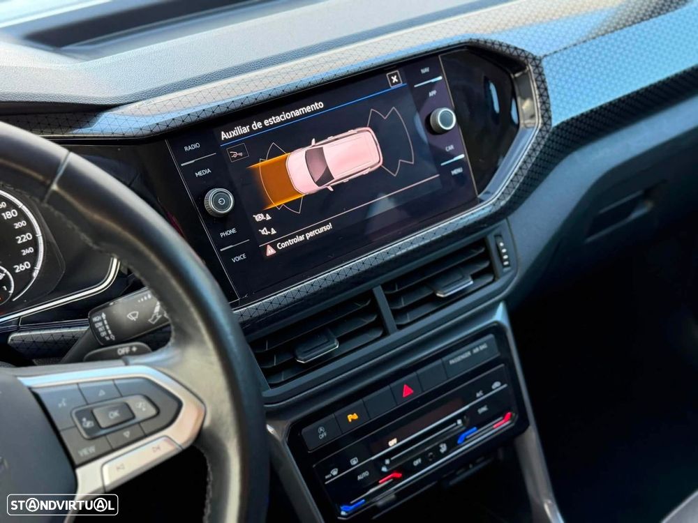 VW T-Cross - 11