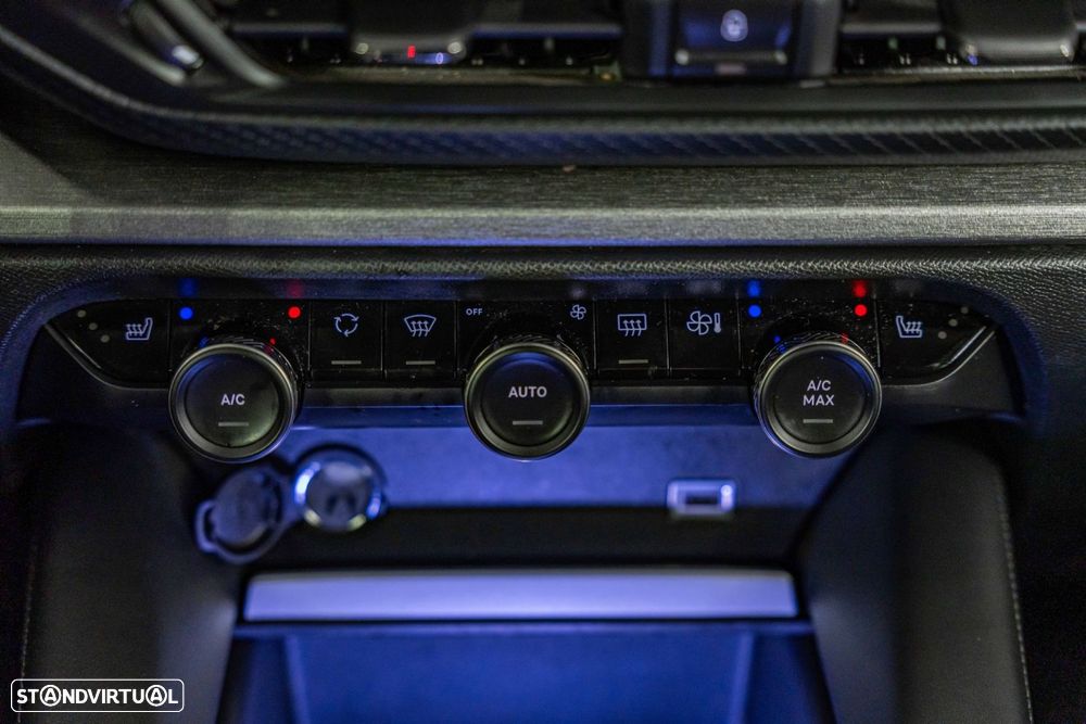 Citroën C5 X 1.6 Hybrid Plus e-EAT8 - 29