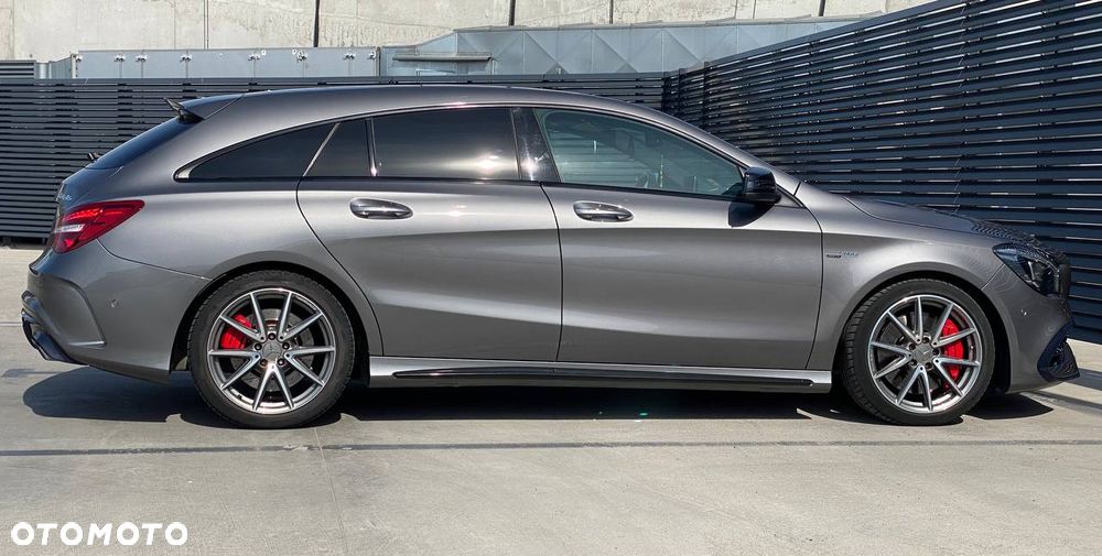 Mercedes-Benz CLA AMG 45 4-Matic - 10