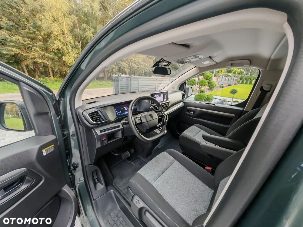 Peugeot Traveller 2.0 BlueHDi Long Business VIP EAT8 - 12