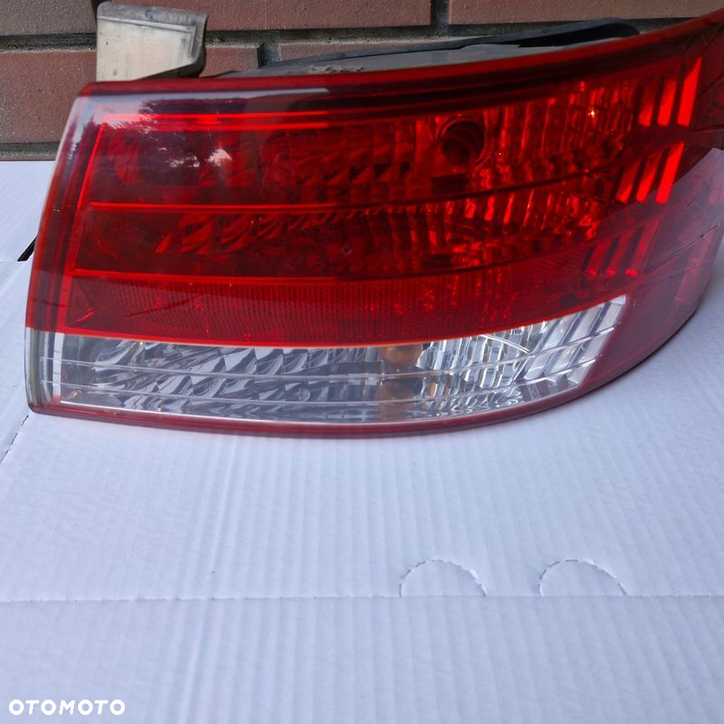 HYUNDAI SONATA V LAMPA TYL TYLNA PRAWA - 3