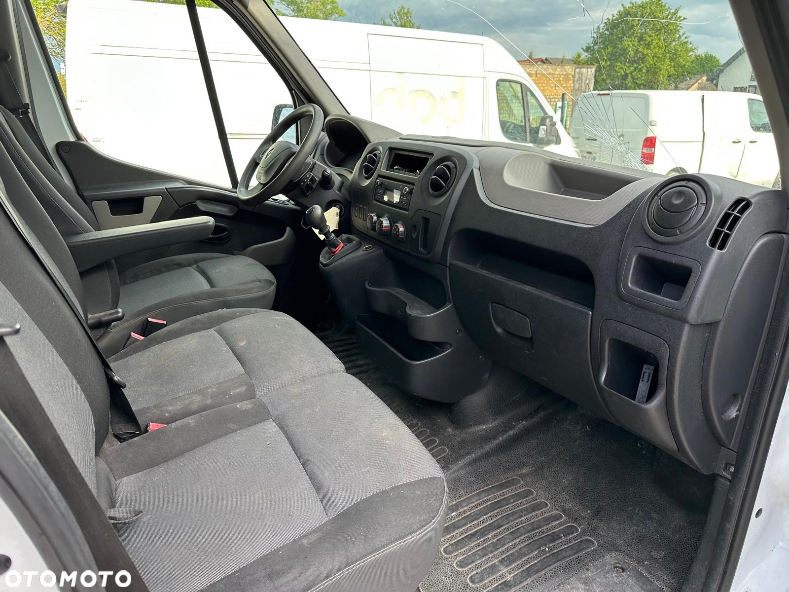 Renault Master - 10