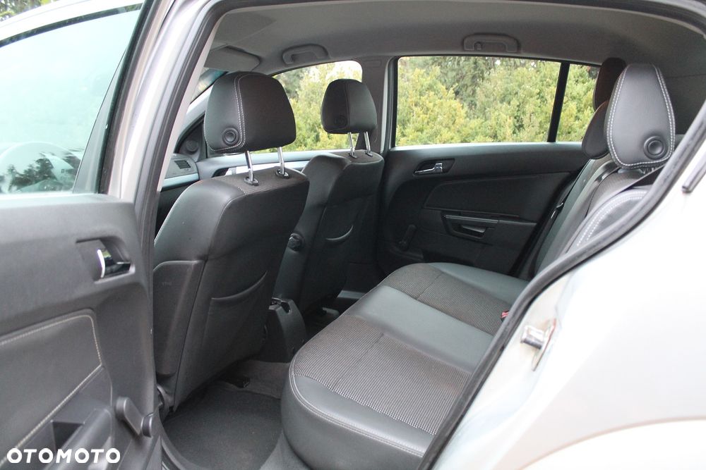 Opel Astra 1.7 CDTI DPF Innovation 110 Jahre - 7