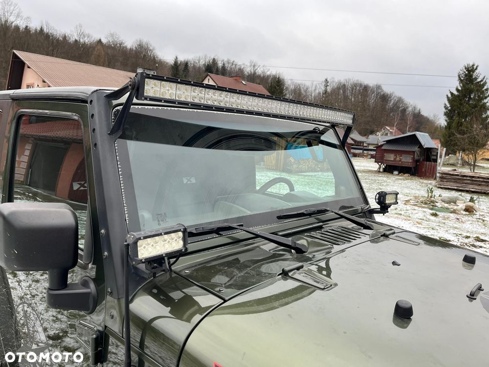 Jeep Wrangler - 4
