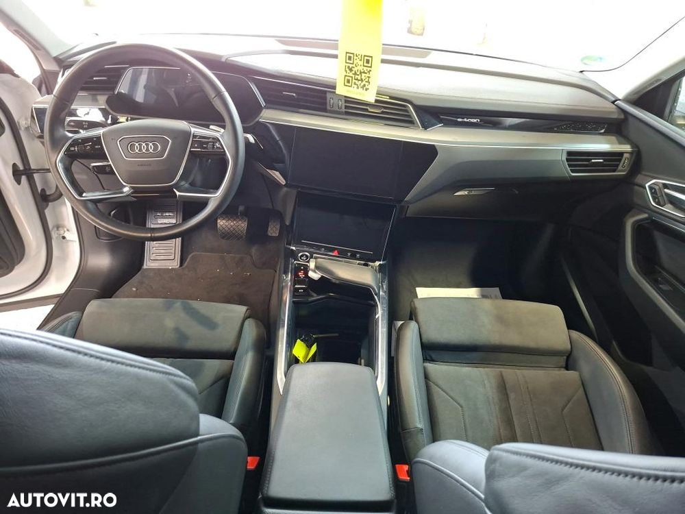 Audi e-tron 55 quattro S line - 5