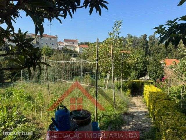 Moradia T3 para Restauro SC Couto Santo Tirso - Grande imagem: 3/16