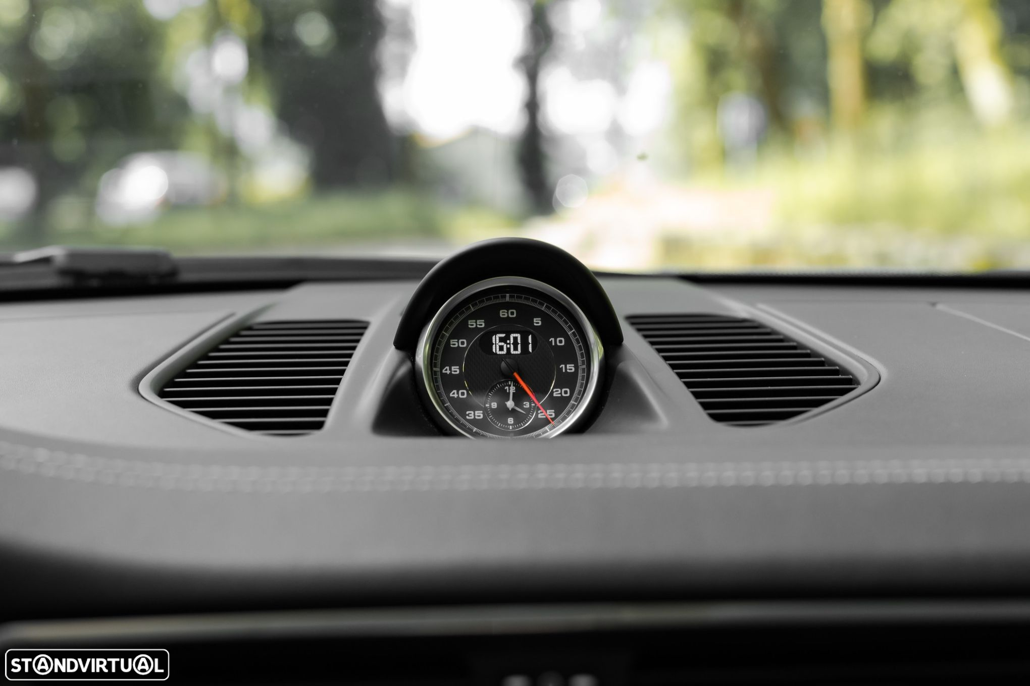 Porsche 911 (991) Targa 4 GTS PDK - 16