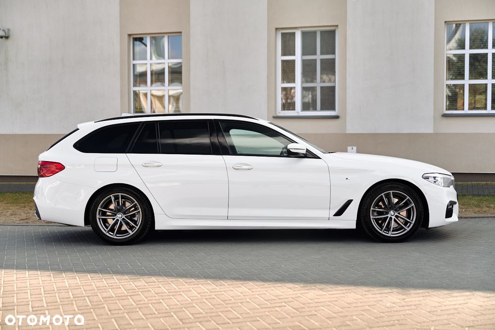 BMW Seria 5 520d xDrive M Sport sport - 17