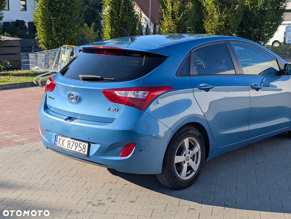 Hyundai i30 1.4 Premium - 4