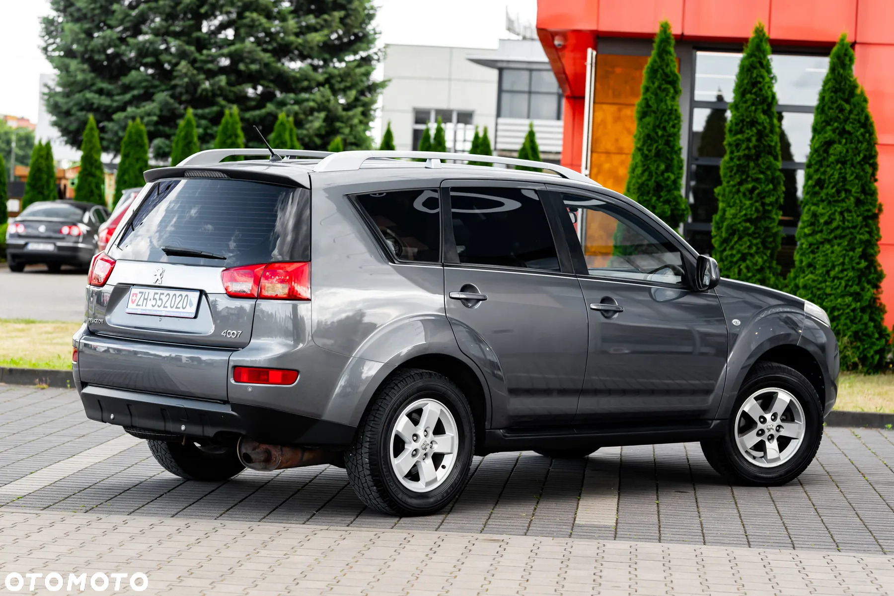 Peugeot 4007 7-Sitzer Sport - 10