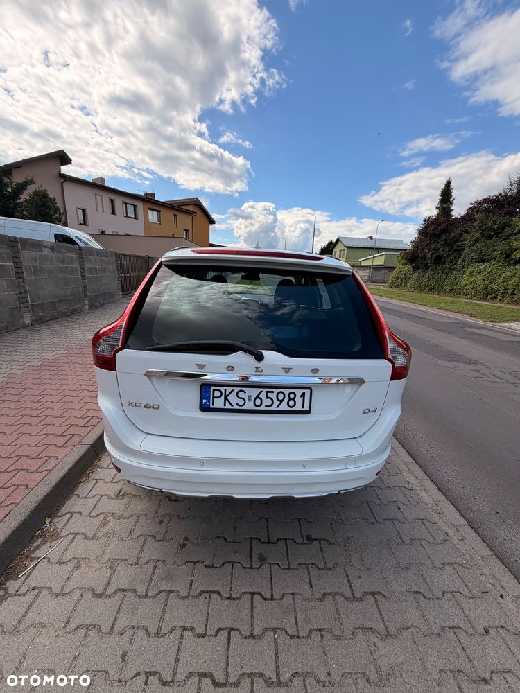 Volvo XC 60 - 4