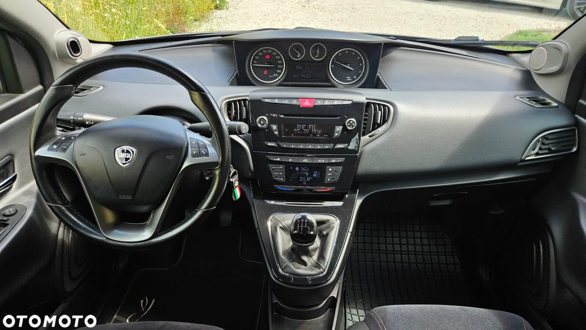 Lancia Ypsilon 1.2 8V Gold S&S - 10