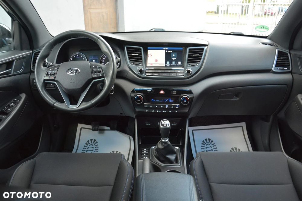Hyundai Tucson blue 1.6 GDi 2WD Passion - 20