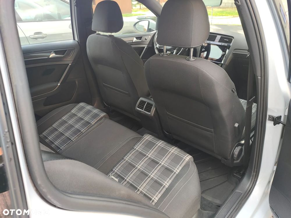 Volkswagen Golf 2.0 TDI BMT GTD DSG - 23