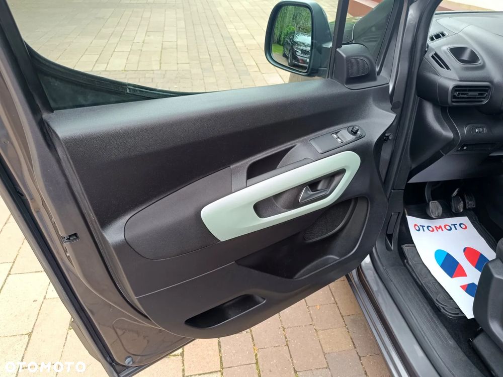 Citroën Berlingo M PureTech 110 LIVE - 25
