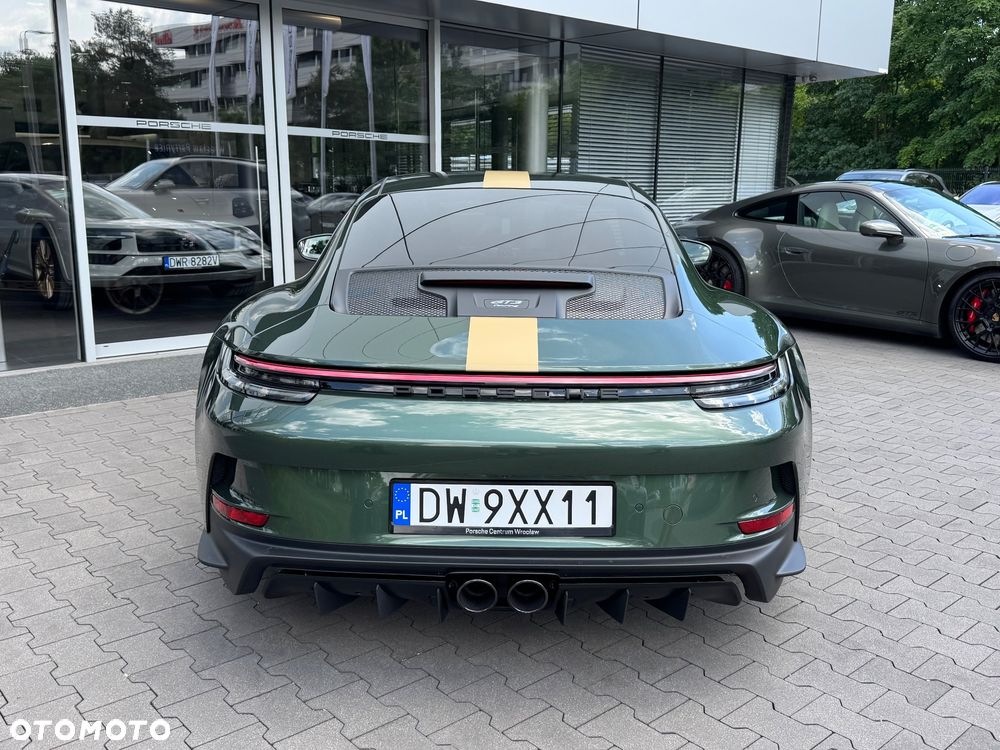 Porsche 911 GT3 Touring PDK - 17