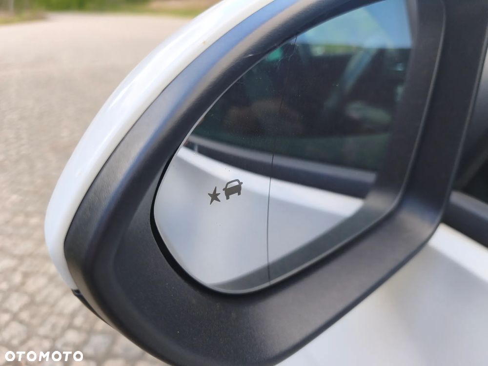 Opel Insignia - 9