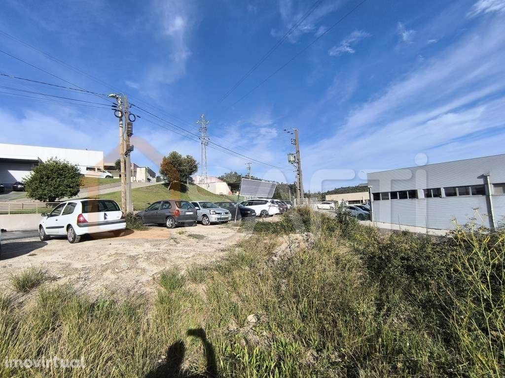 Terreno industrial em Guimaraes - Grande imagem: 2/9
